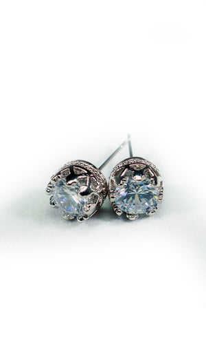 Women's Silver Metal Stud Earrings