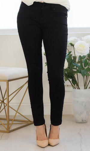 Classic Audrey Skinny in Black