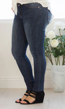 Dark Wash Super Skinny